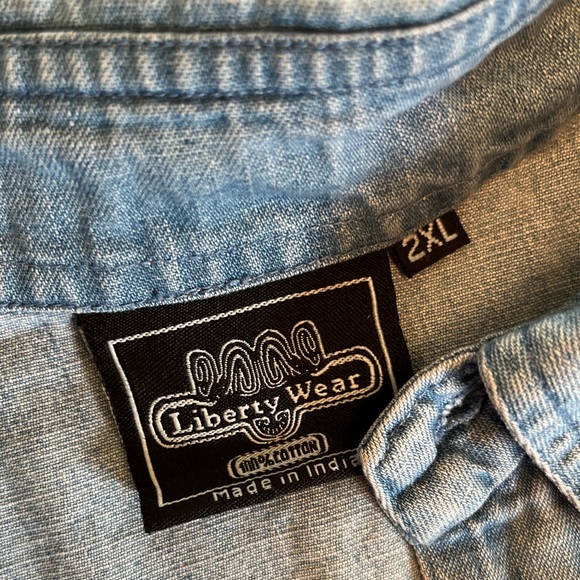 2017 OFFICIAL STURGIS MOTORCYCLE RALLY BUTTON DOWN SLEEVELESS SHIRT - Picture 5 of 8